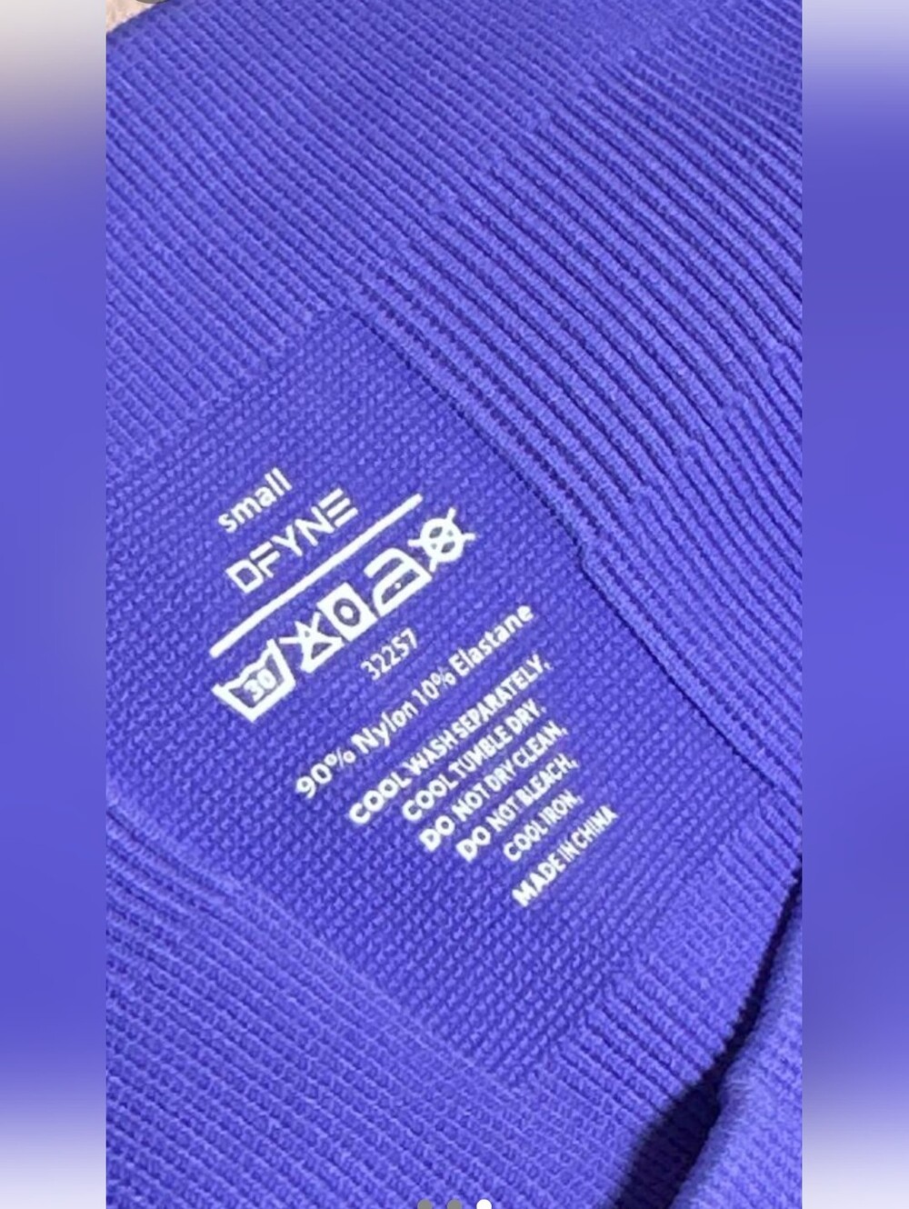 Dfyne Ultraviolet Shorts Size Small - Picture 6 of 6